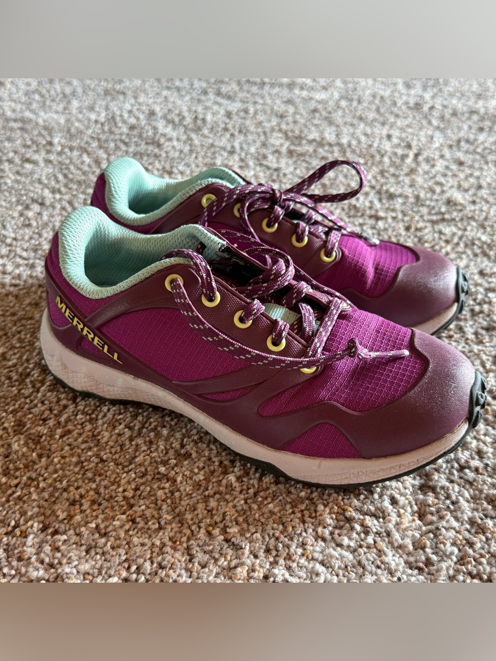 Girls Merrell Plum and Mint Trail Runner Shoe size 13M